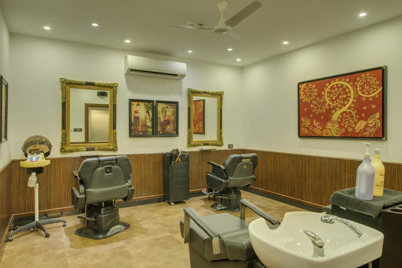 Mayfair Waves Puri Exterior photo