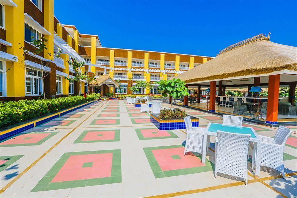 Mayfair Waves Puri Exterior photo